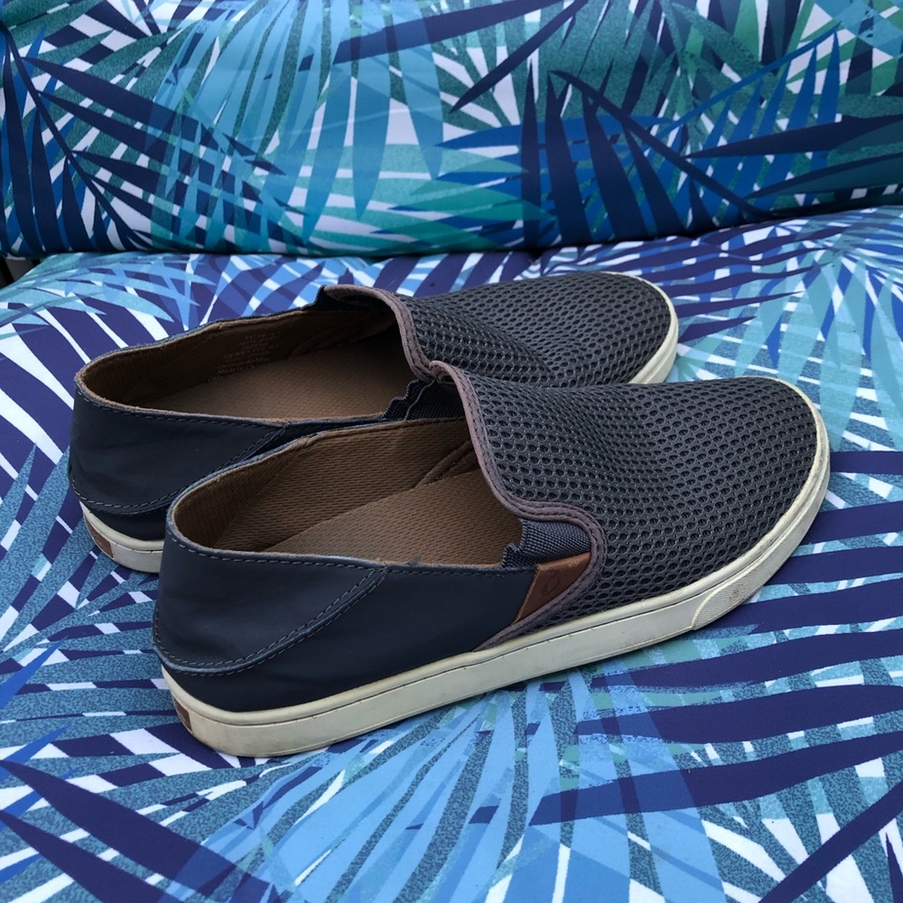 Olukai• Pehuea slip on sneaker Pavement